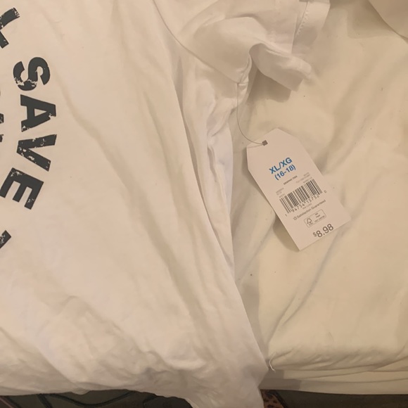 Women Will Save the World shirt XL NWT - Picture 4 of 5